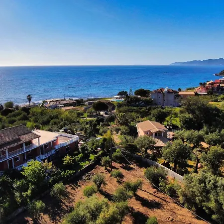 Aggeliki's Holiday * Paramonas (Corfu)